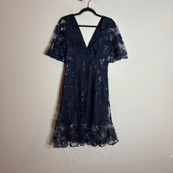 Dress the Population Roseanna Flutter Sleeve Sequin Lace Dress in Navy - Picture 8 of 8